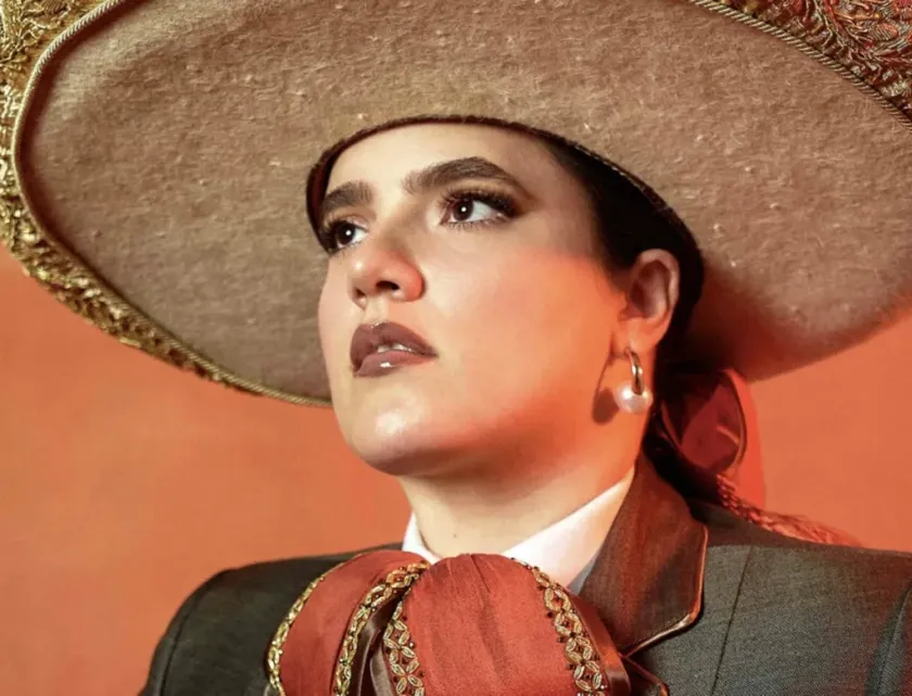 Estrena Camila Fernández balada ranchera de empoderamiento