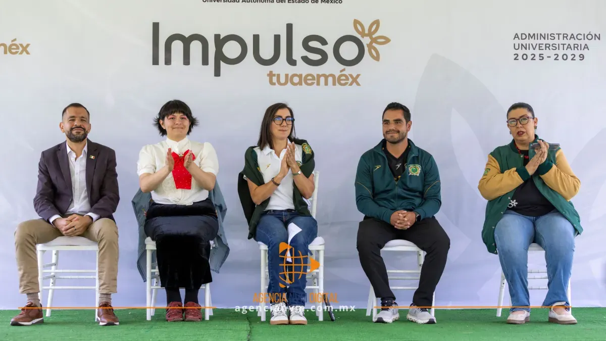 Reúnen a decenas de expertos para orientar a emprendedores universitarios 