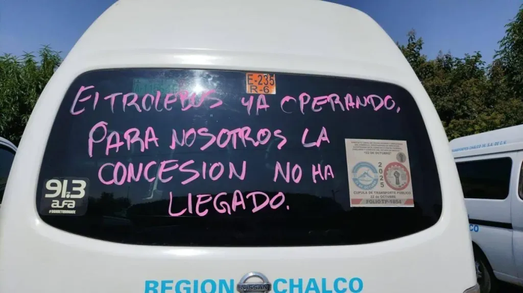 Exigen transportistas integración formal al Trolebús Elevado Chalco–Santa Martha