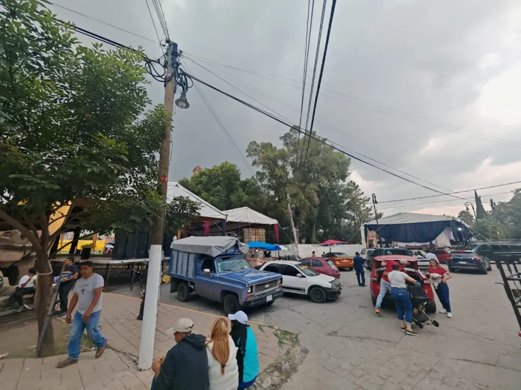 Exigen vecinos de Teotihuacán solución tras 72 horas sin luz
