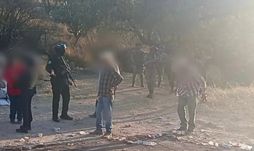 Frenan peleas de gallos tras denuncias vecinales en Ecatepec.