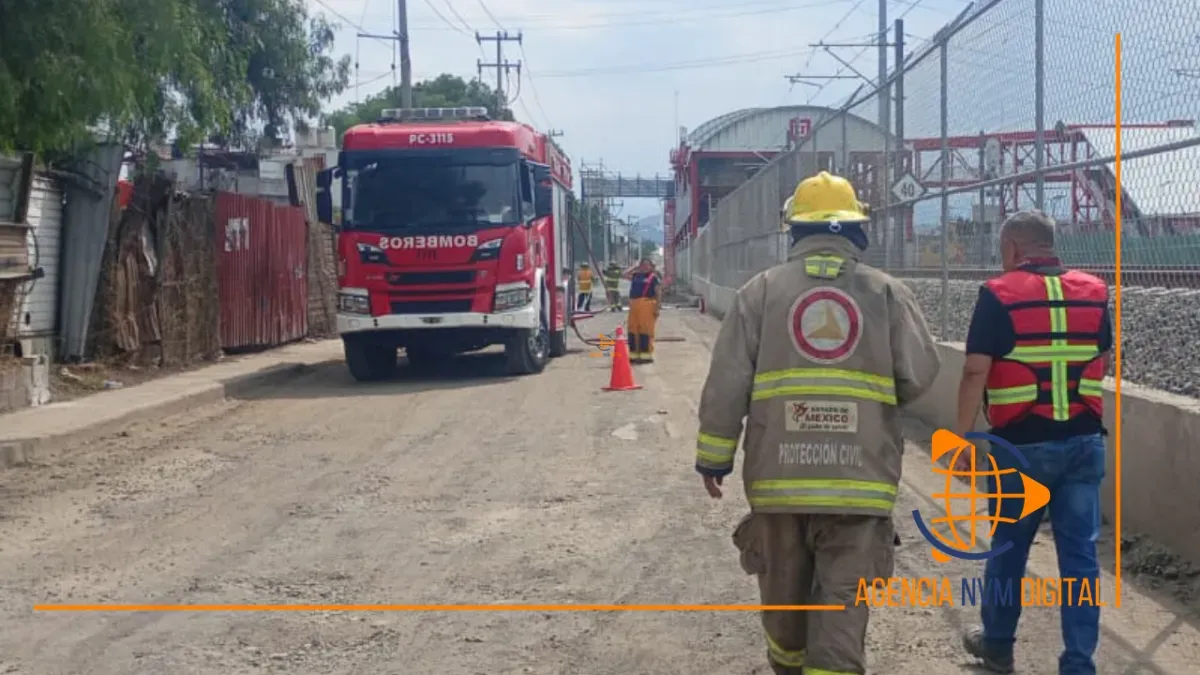Controlan fuga de gas natural en Avenida Recursos Hidráulicos