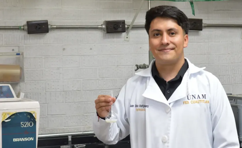 Gana universitario premio nacional con gel contra el acné
