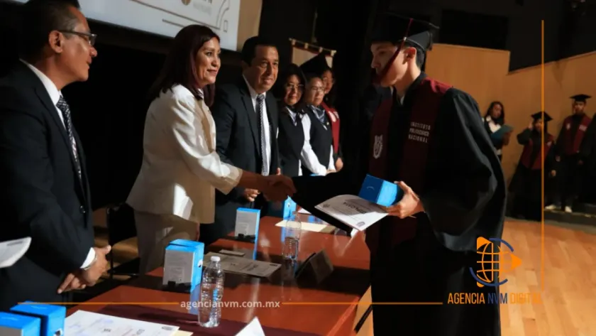 Celebra Tecámac éxito académico de estudiantes del CECyT 19