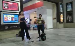 Homenajean a Juan Gabriel jóvenes de Querétaro en cines 