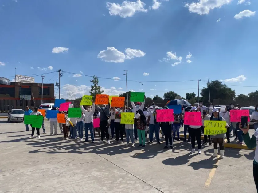 Liberan a policías de Temascalapa involucrados en tiroteo; juez acredita legítima defensa