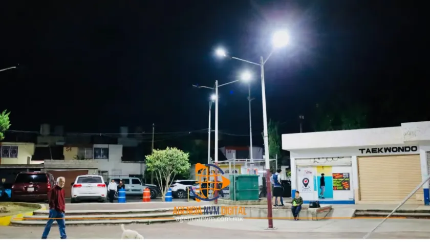 Instalan 508 luminarias LED en unidad habitacional de Texcoco