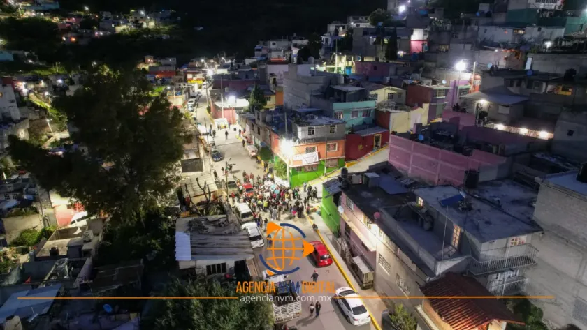Iluminan vialidades y renuevan espacios en San Andrés de la Cañada  
