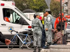 Sobrevive hombre tras ser impactado por Metrobús capitalino 
