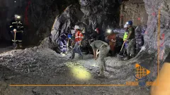 Evalúan ingenieros nuevas rutas de acceso en mina inundada