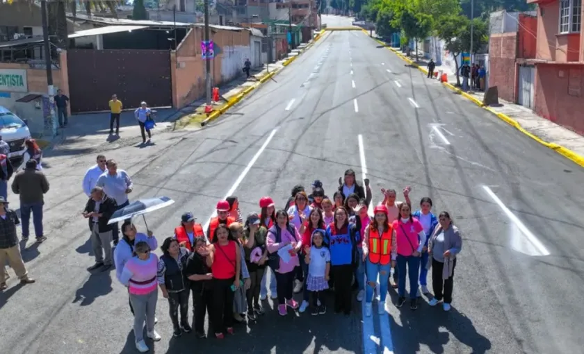 Moderniza Gobierno de Ecatepec vialidades con inversión histórica