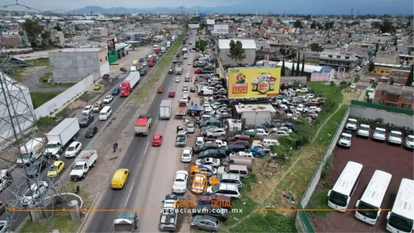 Notifican a 30 deshuesaderos en Ecatepec para liberar vías  