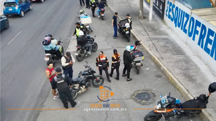 Supervisan motocicletas y autos en Los Héroes Tecámac mediante operativo
