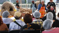 Celebran tradición de pan de muerto durante festival en Ecatepec