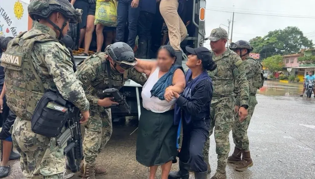 Plan Marina Despliega 3 mil 300 Elementos para Auxilio en Cuatro Estados