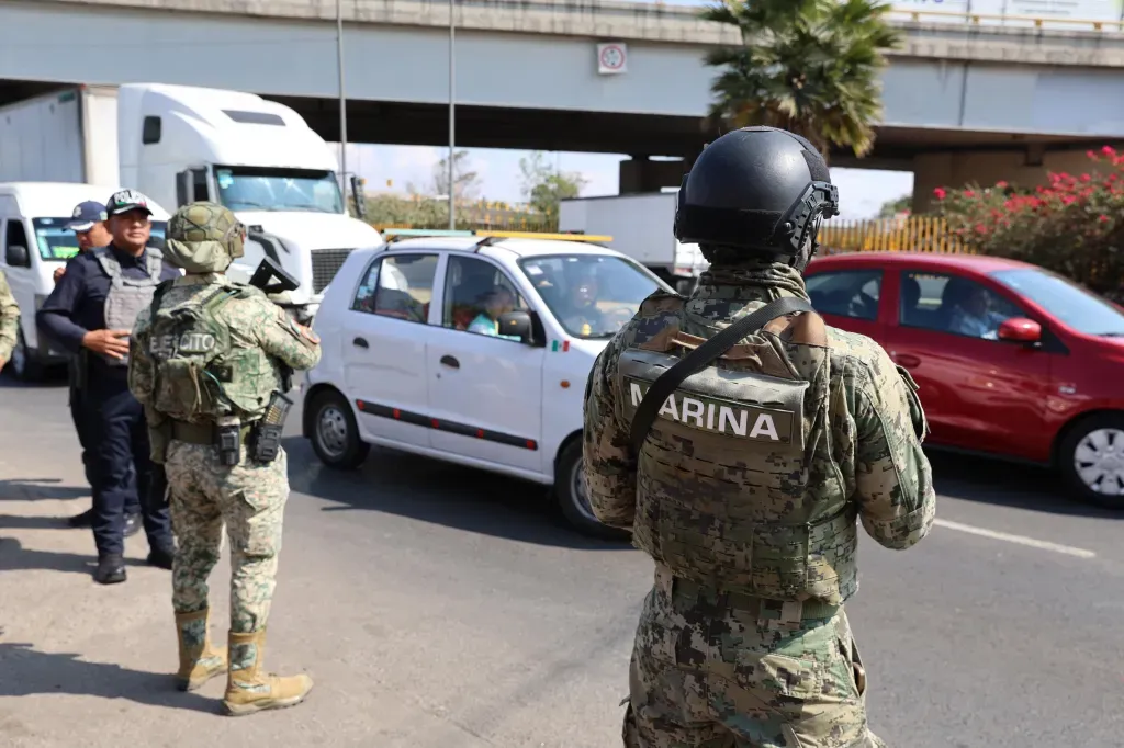 Protegen a peregrinos en Ecatepec con fuerzas federales y municipales.