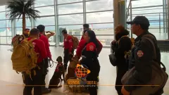 Arriban al AIFA especialistas mexicanos tras apoyar en Venezuela  