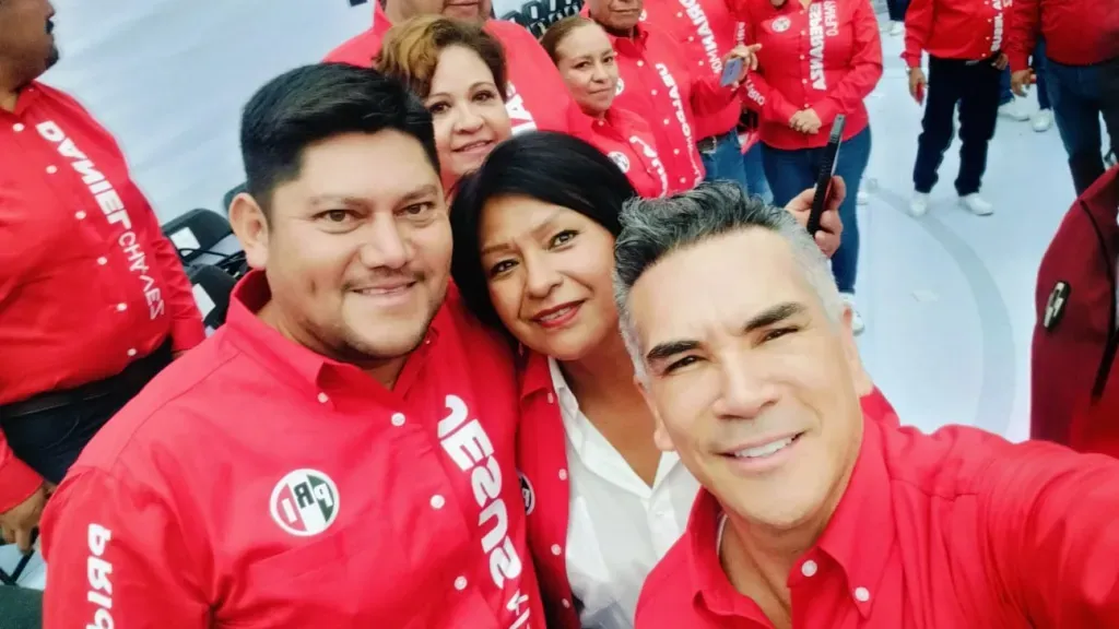 Renovación y cercanía: Jesús Alfaro y Mónica Ramírez asumen la dirigencia del PRI en Otumba