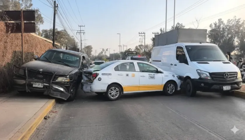 Reportan choque múltiple en la carretera Zumpango–Cuautitlán