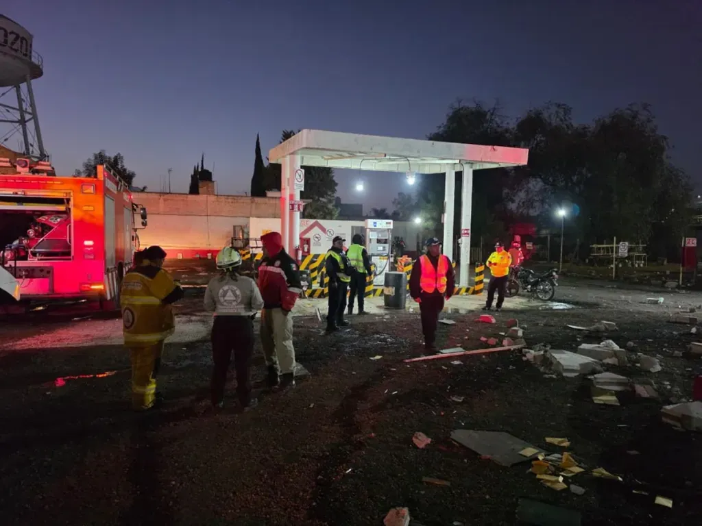 Reportan explosión en estación de carburación de Chalco