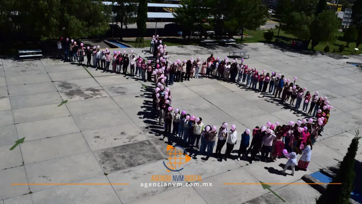 Pintan de rosa la UAEM Valle de Teotihuacán para concientizan sobre cáncer de mama
