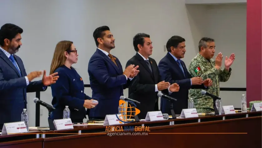 Participa Azucena Cisneros en Consejo Estatal de Seguridad