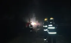Sofoca Marina incendio en pastizal de Xochimilco