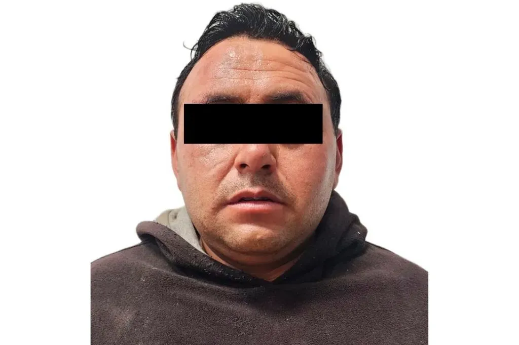 SSEM detiene a hombre por delitos contra la salud en Tlalnepantla
