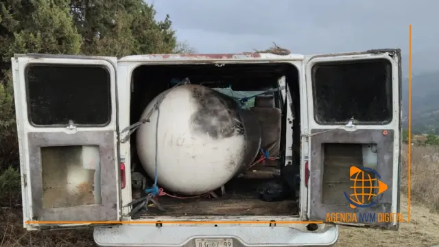 Detectan vehículo adaptado para robo de gas LP