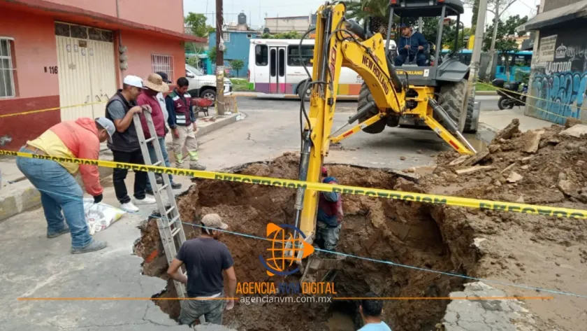 Inician obras de reparación tras hundimiento en Nezahualcóyotl