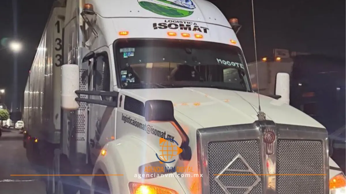 Interceptan tractocamión con reporte de robo y capturan a sospechoso 
