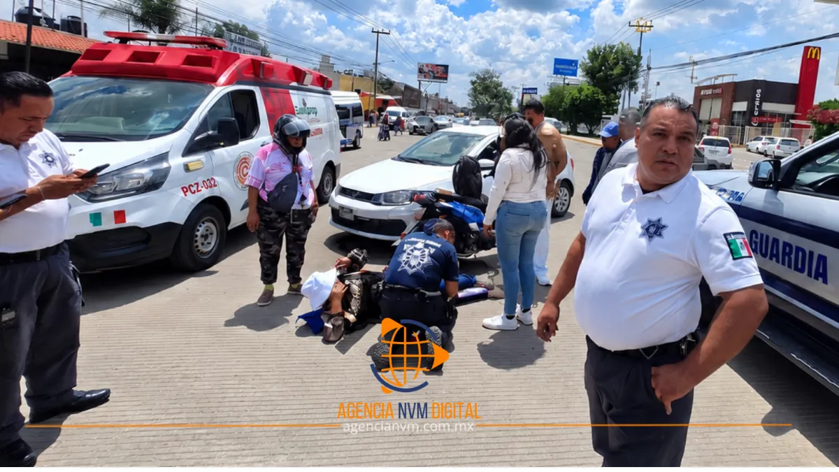 Reportan accidente vial frente a plaza Town Center Zumpango