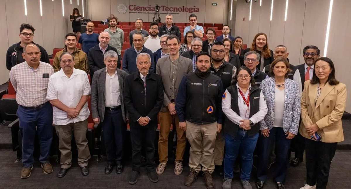 Coordinan esfuerzos tecnológicos para proteger a la población ante siniestros