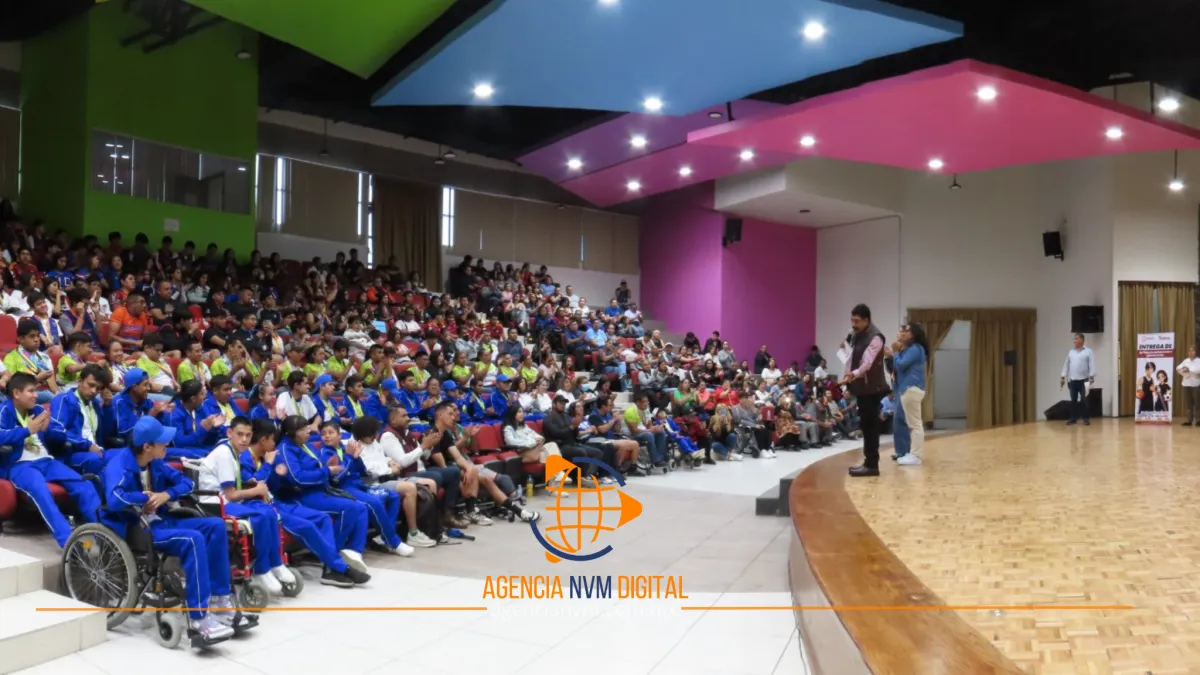 Entregan apoyos a más de 150 jóvenes talentos texcocanos