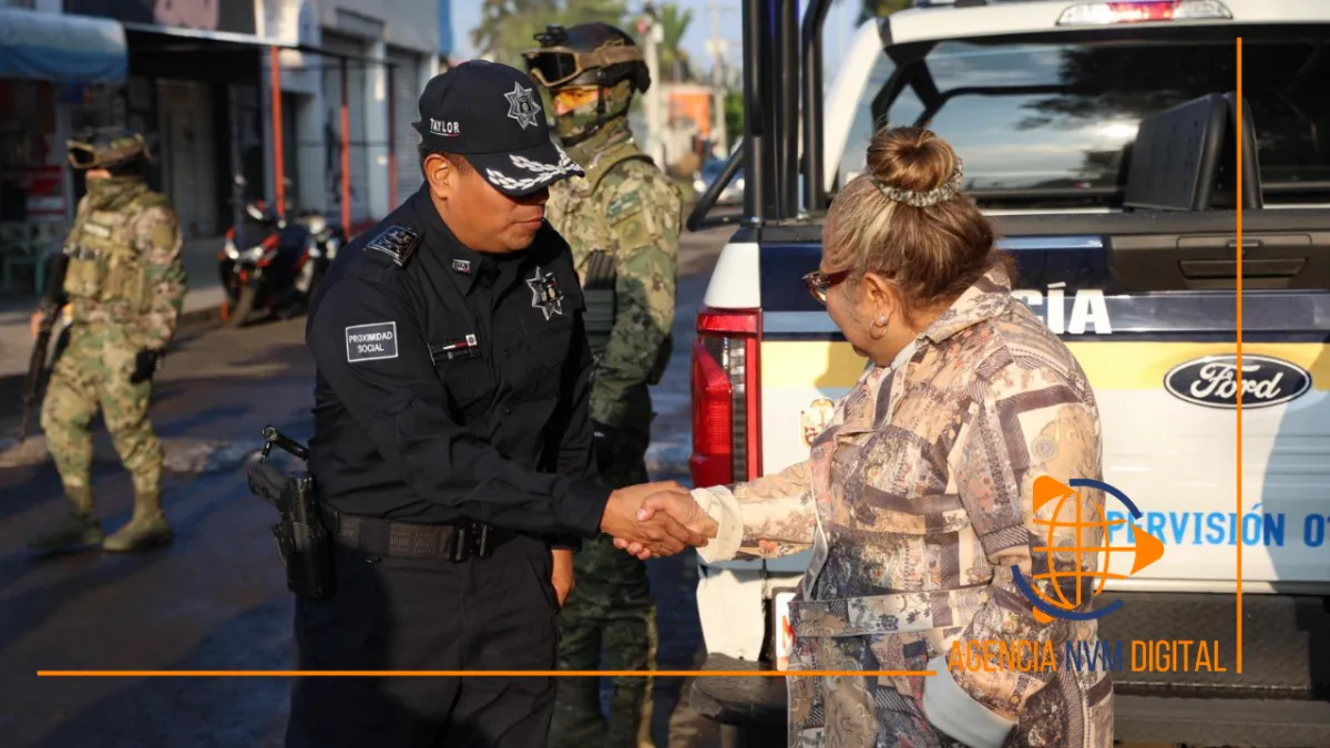 Vigilan mil agentes planteles educativos durante retorno escolar en Ecatepec