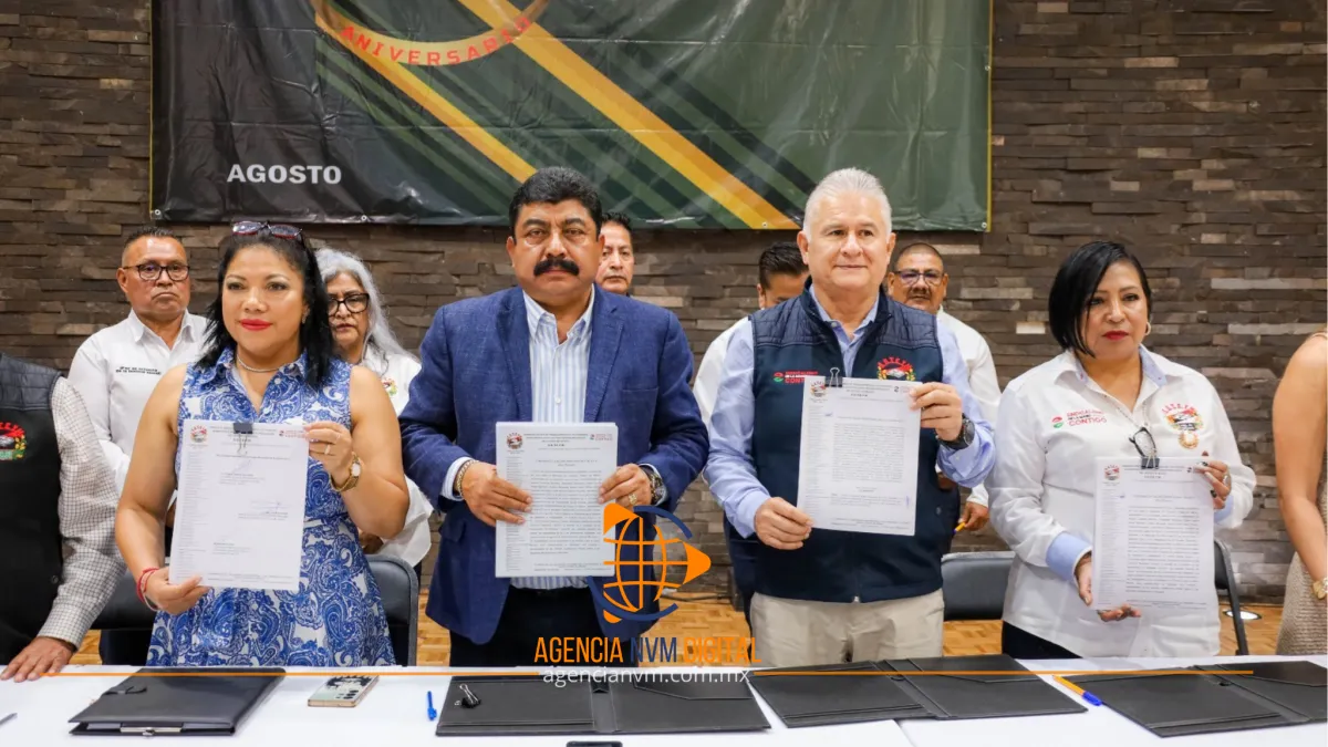 Firma Texcoco histórico convenio laboral con trabajadores del SUTEYM