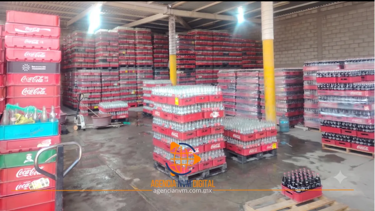 Recupean miles de refrescos robados durante operativo en Tultitlán