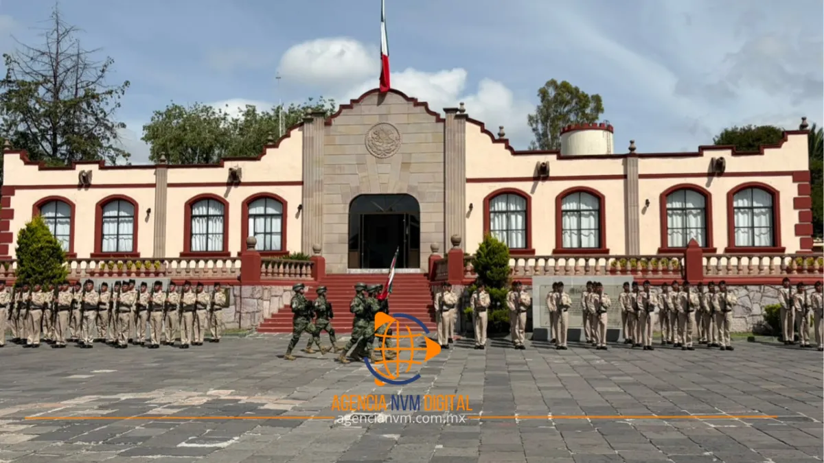 Rinden protesta 102 conscriptos del Servicio Militar en Teotihuacán