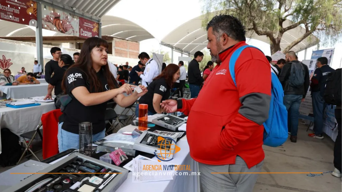 Conectan a profesionales con empresas en Tecámac
